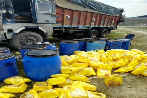 Image result for Food Safety Deptt seizes 4000 litres of adulterated oil in Srinagar