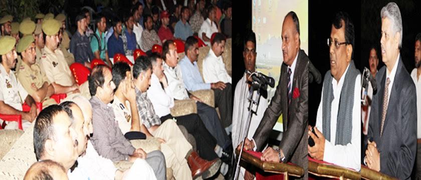 Rajendra felicitates Mountain Rescue Team, commends their rescue work during yatra