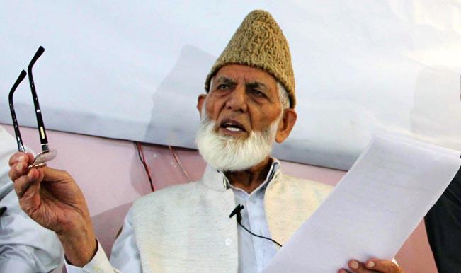 Salute the carriage of students for protest at KU: Geelani