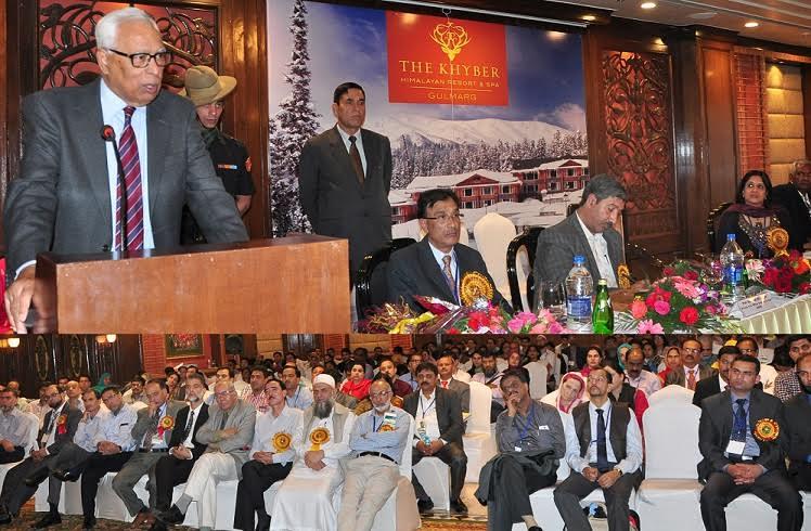 Governor inaugurates 6th National Airway Conference at Gulmarg