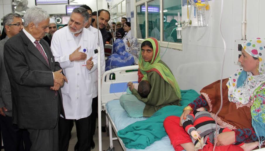 Mufti takes spot assessment of city projects