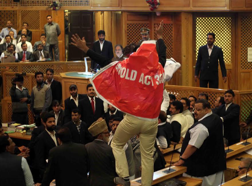 Opposition stages parallel proceeding in Assembly