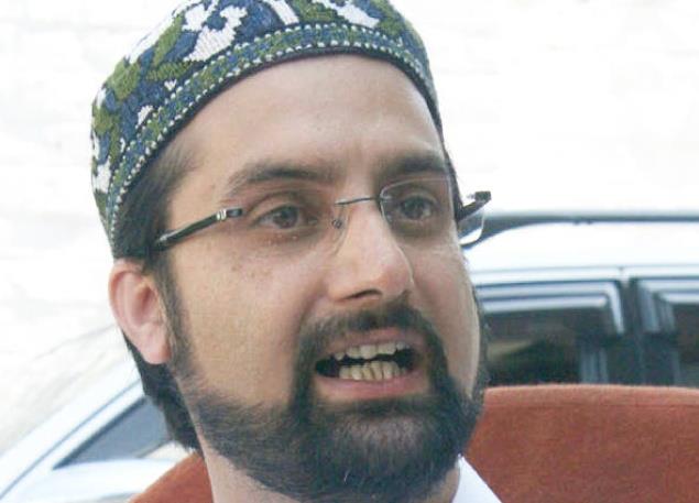Mirwaiz condoles death of Kalwal’s mother