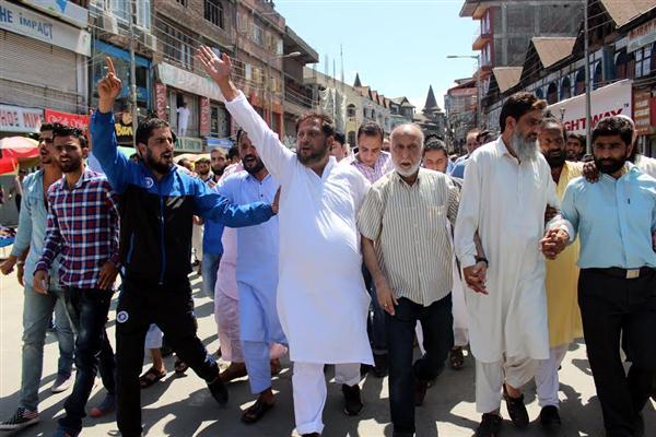Valley traders not upbeat over Modi’s visit