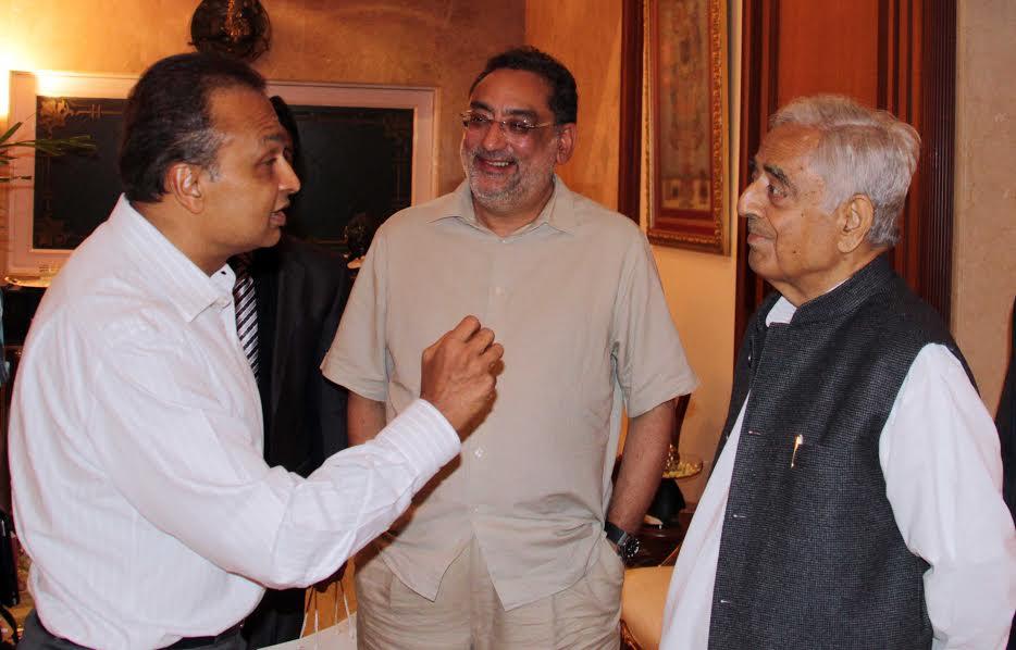 Mufti meets business tycoons in Mumbai to boost JK trade