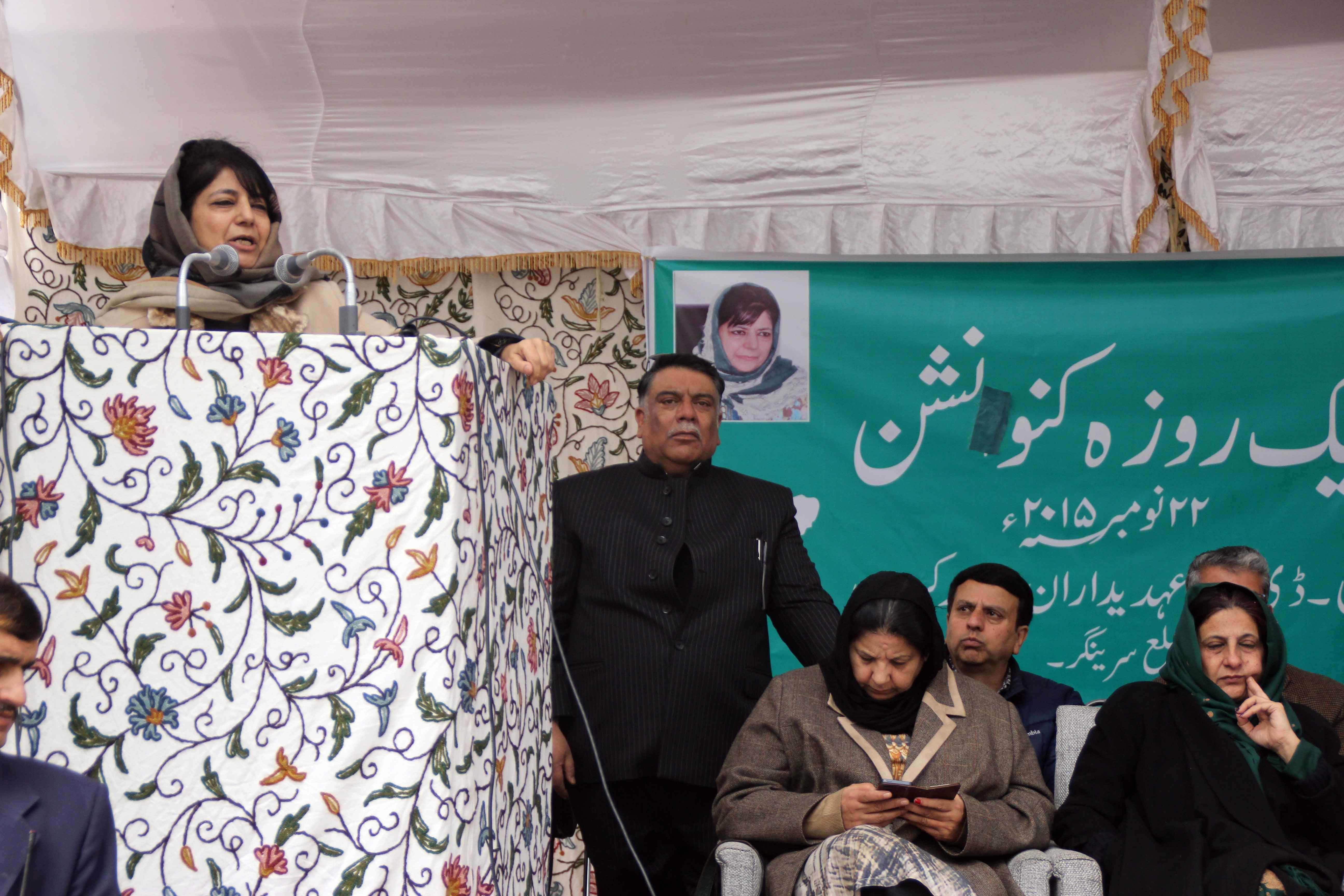 Indo-Pak dialogue only solution for peace: Mehbooba