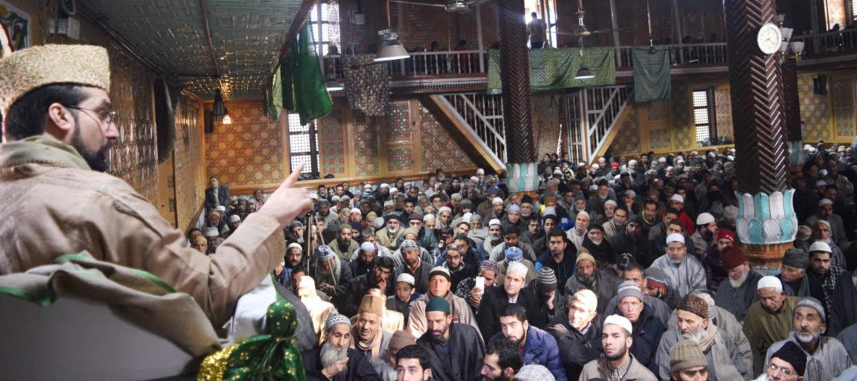 Mirwaiz welcomes resumption of Indo-Pak dialogue