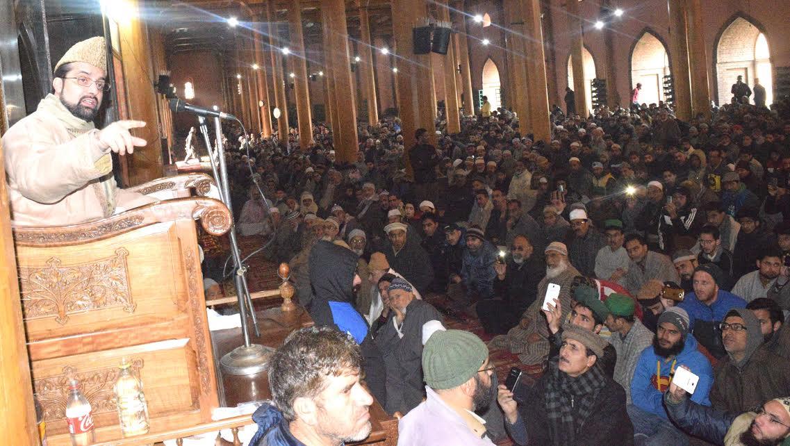 Food Act passed to starve Kashmir people: Mirwaiz