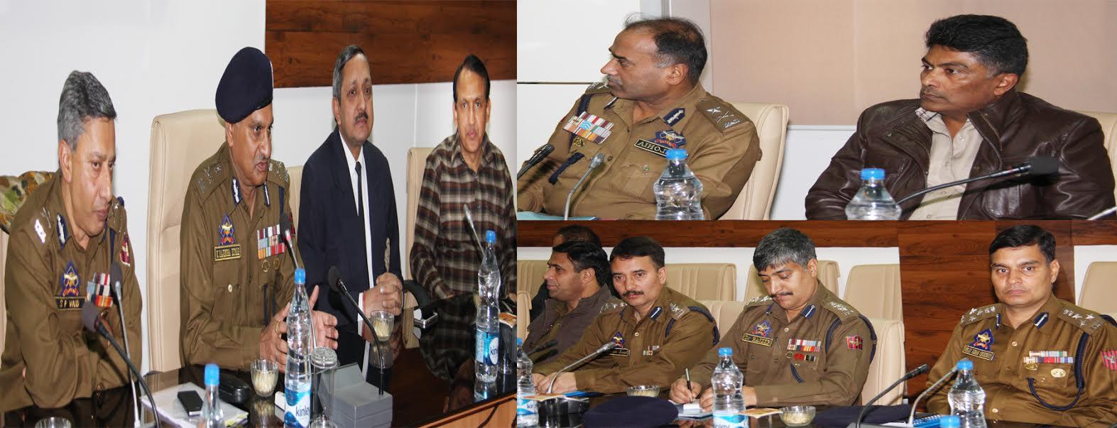 Rajendra discusses utilization of PM’s package for JKP