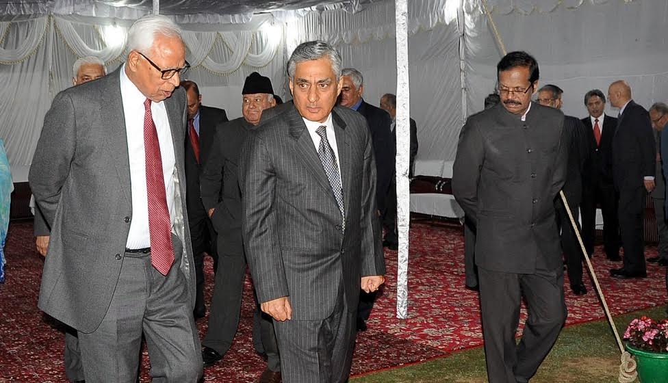 Governor hosts Chief Justice of India