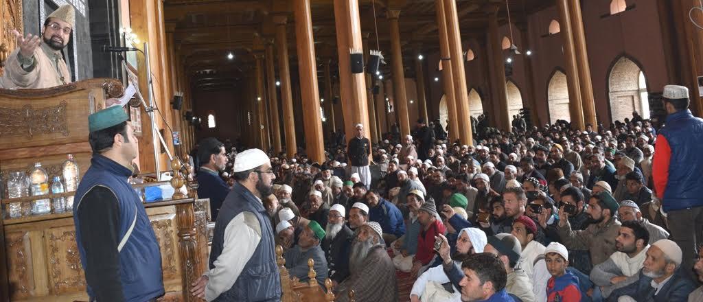 Educated Kashmiri youth picking guns reaction to India’s oppression: Mirwaiz