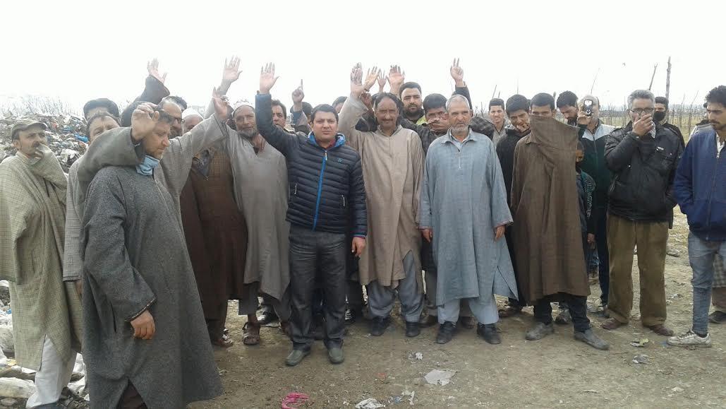 Achan residents protests against SMC