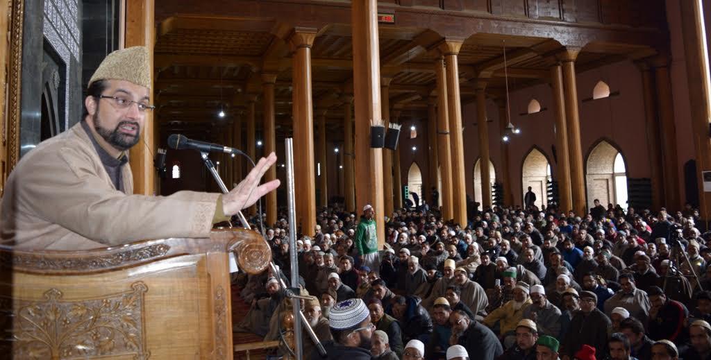 Govt victimising people by its wrong policies: Mirwaiz