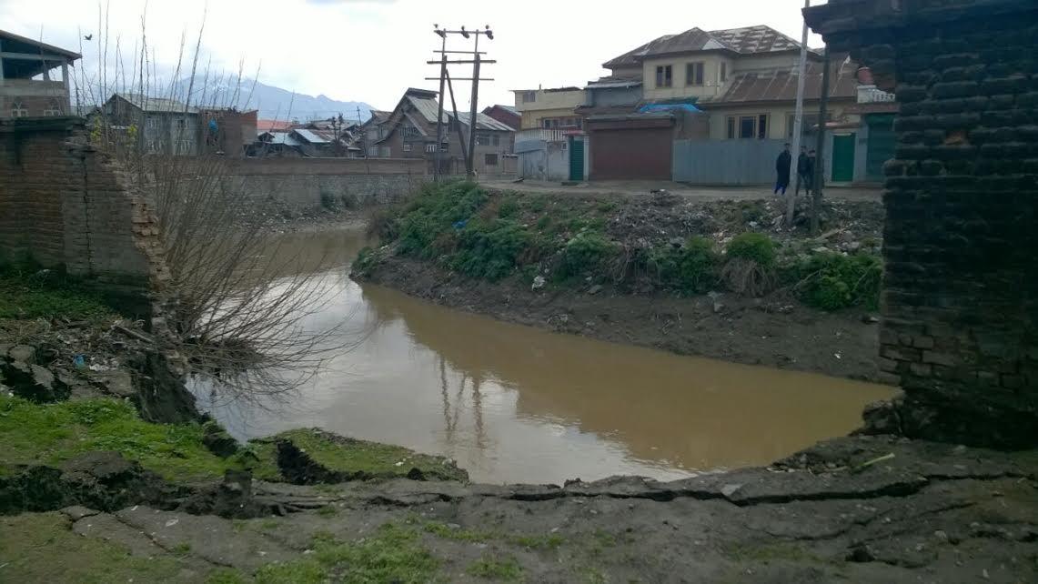Embankment restoration in Srinagar led to landslides, damages four houses