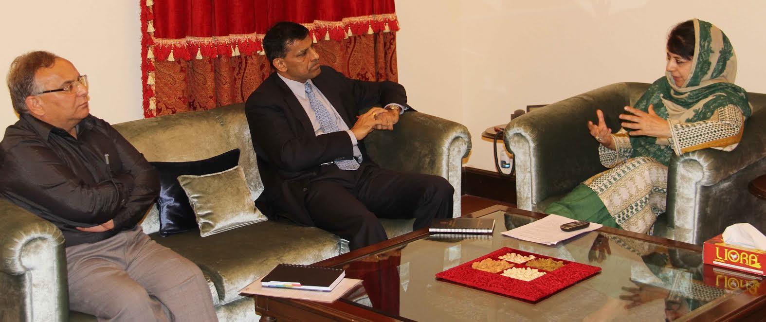 RBI Governor assures Mehbooba on empowerment of JK youth