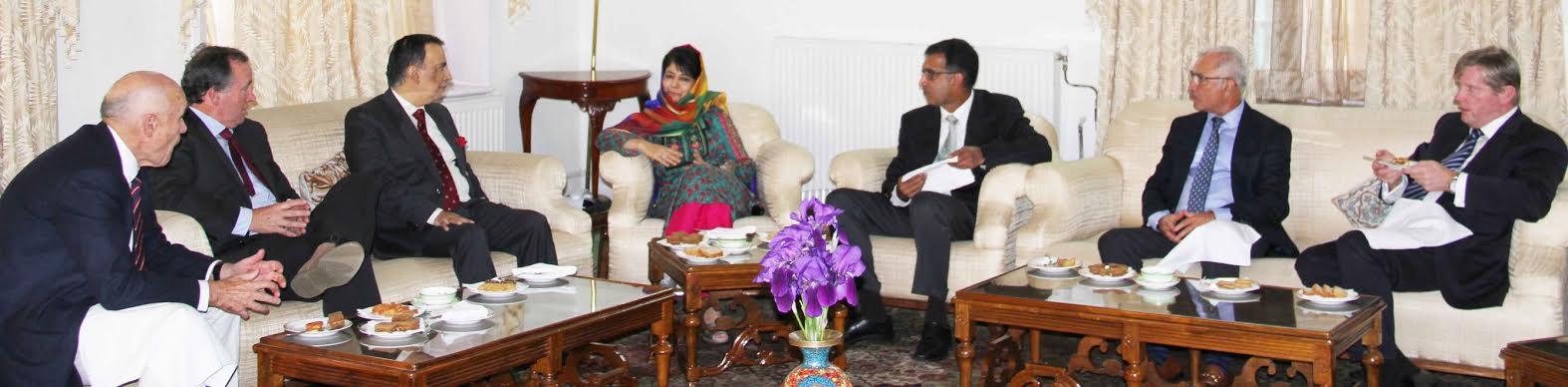 CM interacts with high-level Australian delegation
