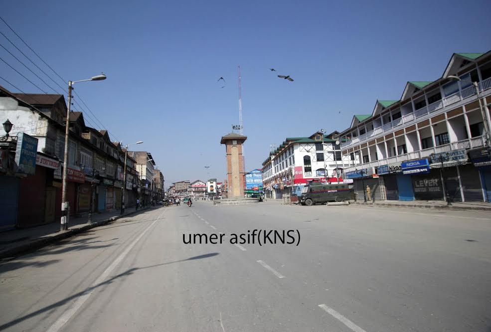 Kashmir shuts against Sainik, Pandit colonies, new industrial policy