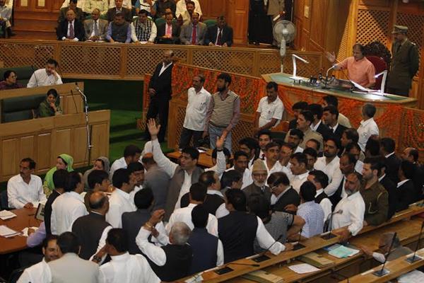 Uproar in Lower House over Janipur violence