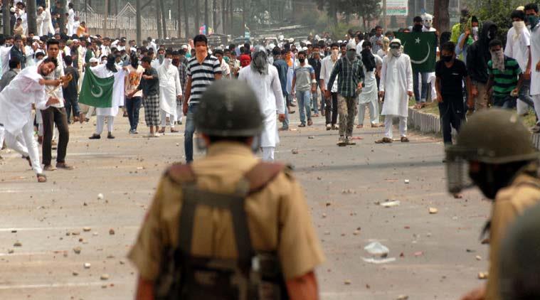 Cop killed during clashes in South Kashmir