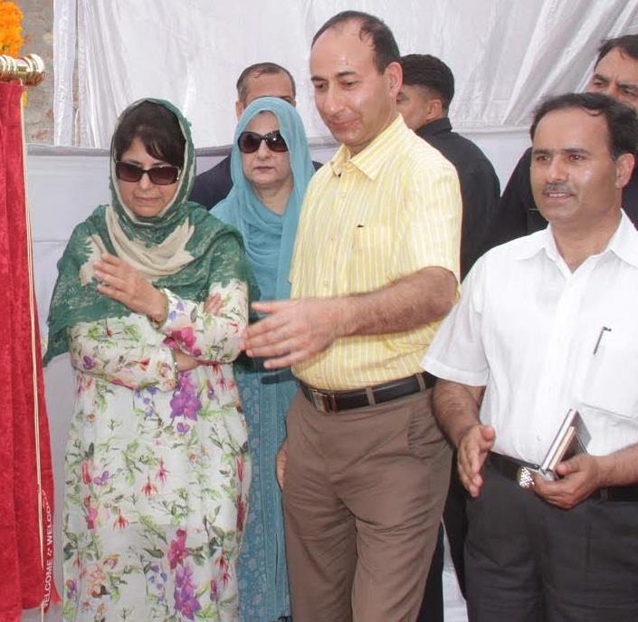 Reach out to people to placate anger, alienation: Mehbooba to Centre