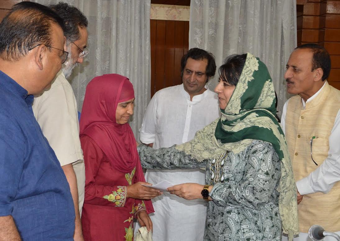 Violence won’t resolve issues, it only inflicts pain: Mehbooba