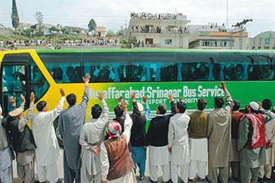 Simmering Indo-Pak tensions didn’t affect Sri-Muzzafarabad Bus service