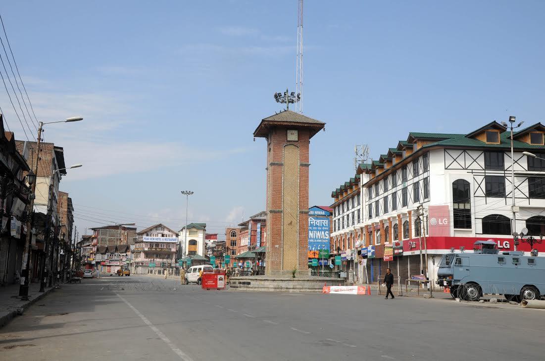 Authorities foil protest march called by separatists