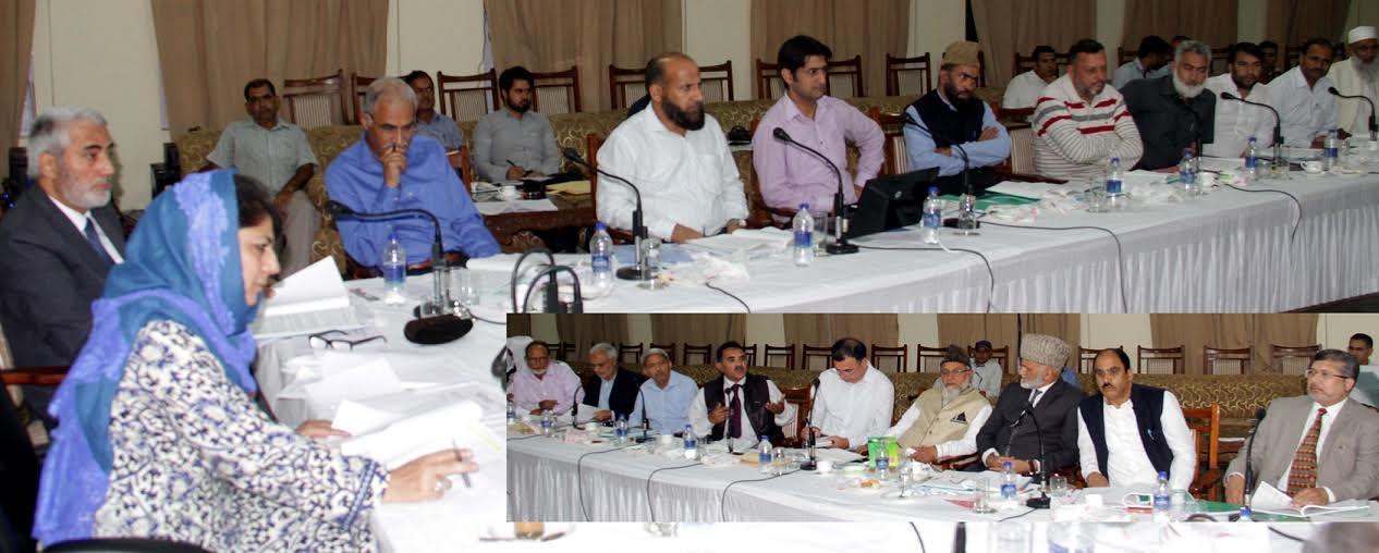 CM chairs 17th meeting of JK Wakaf Council
