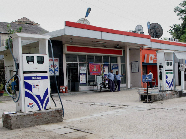 No free air, toilets, Drinking water at petrol pumps