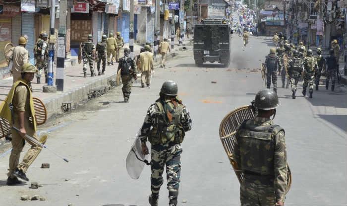 Clashes in Soura, many injured