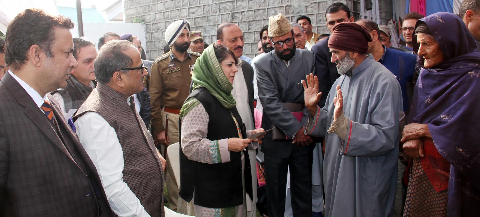 CM visits shelling affected areas in Poonch, Rajouri