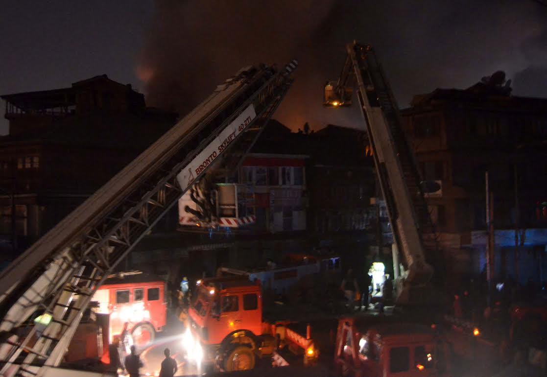 Two residential houses damaged in Sarai Bala