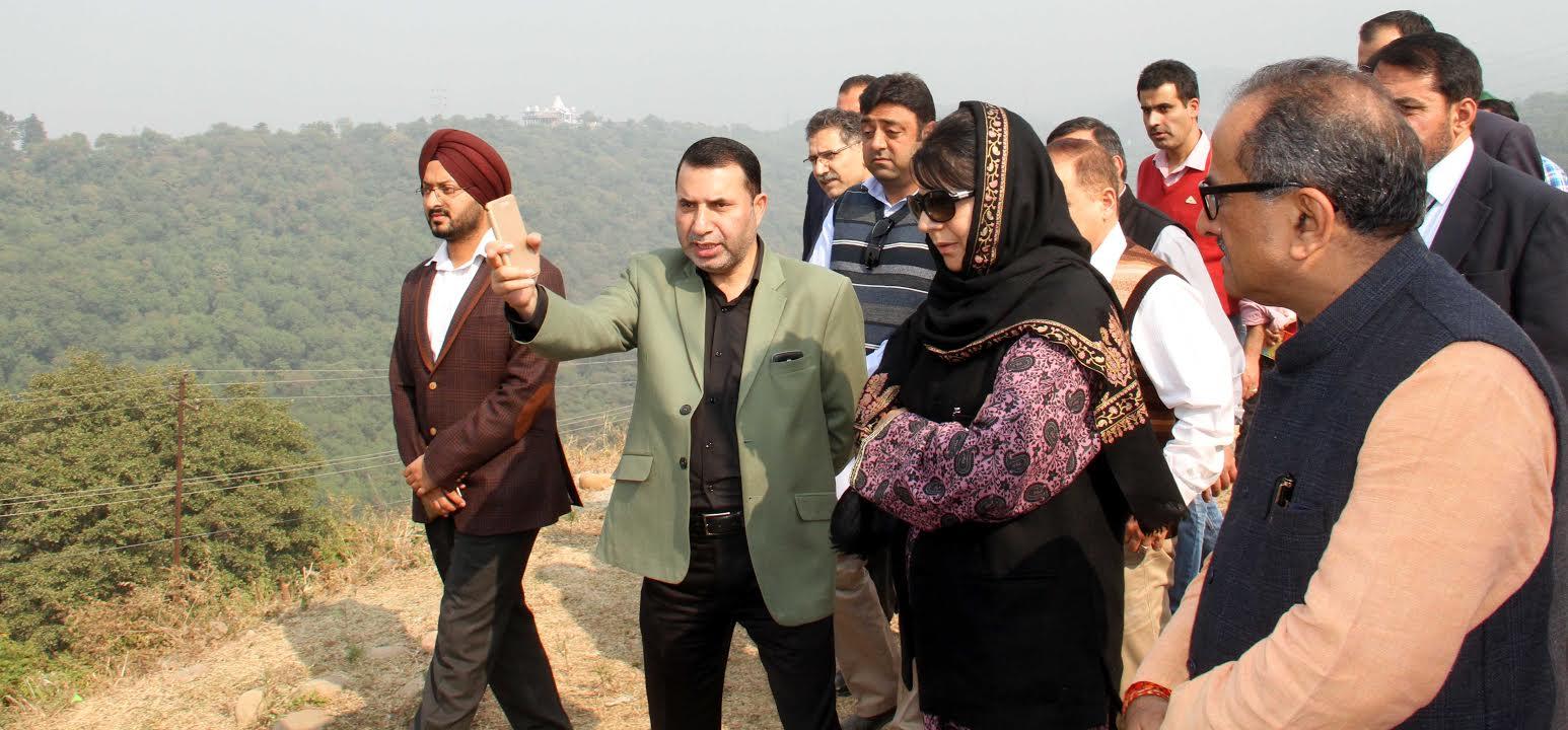CM tours Jammu city, inspects key dev projects