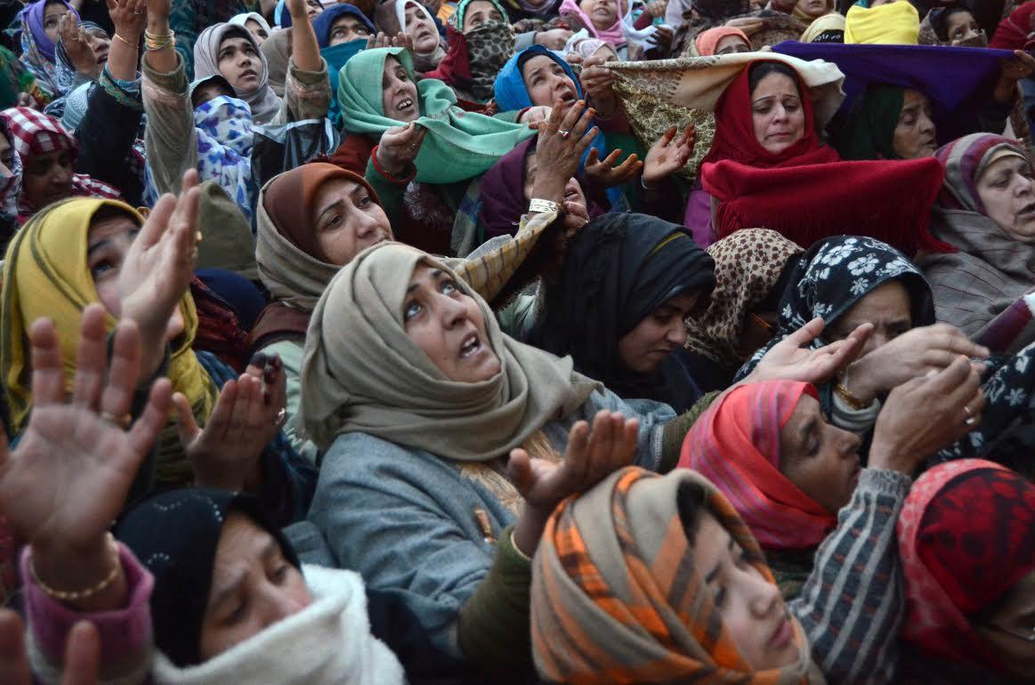 Eid-e-Milad-Un-Nabi ﷺ celebrated with religious fervour across Valley