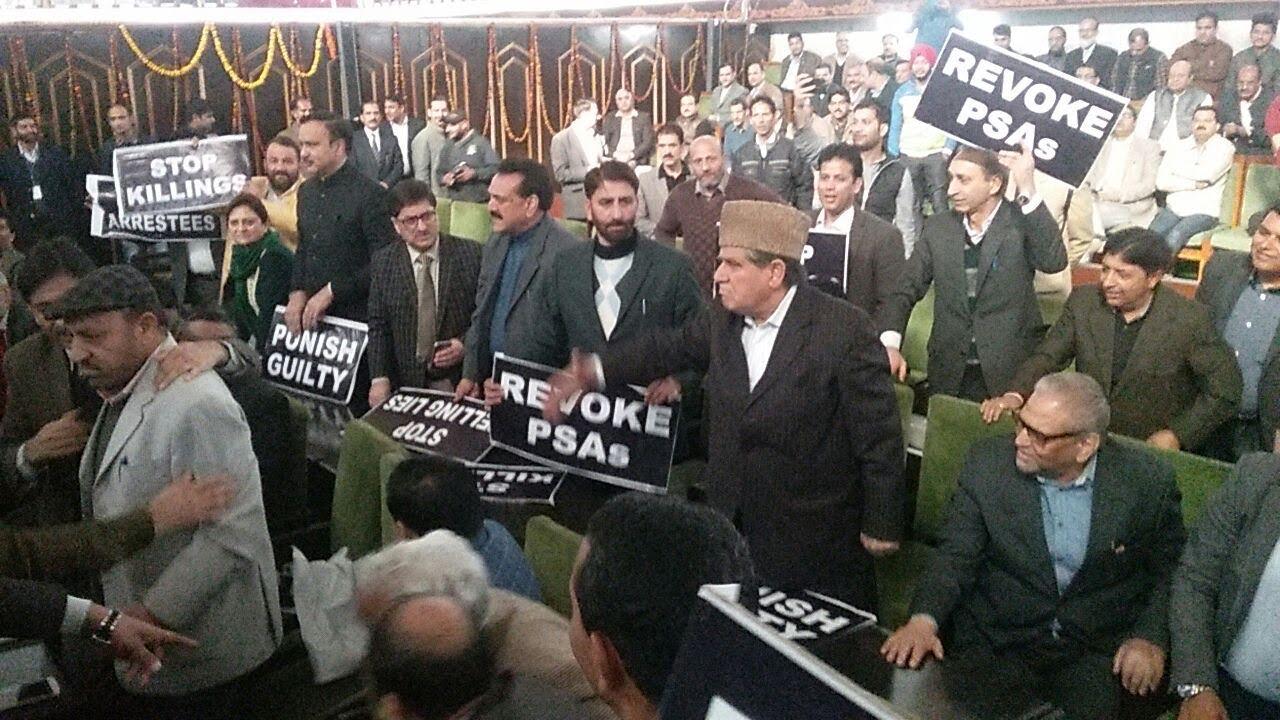 Day1: Barkati slogans reverberate in legislative Assembly
