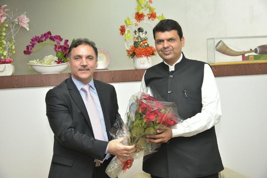 JK Bank Chairman meets Maharashtra CM