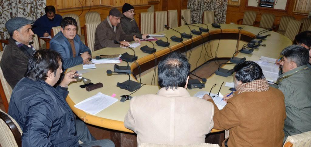 Div Com conveys meeting
