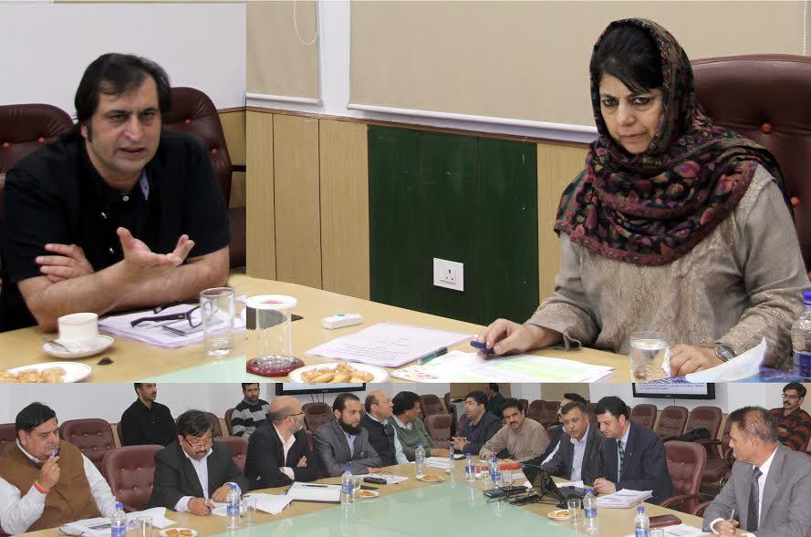 CM reviews JAKEDA, S&T Innovation Council functioning