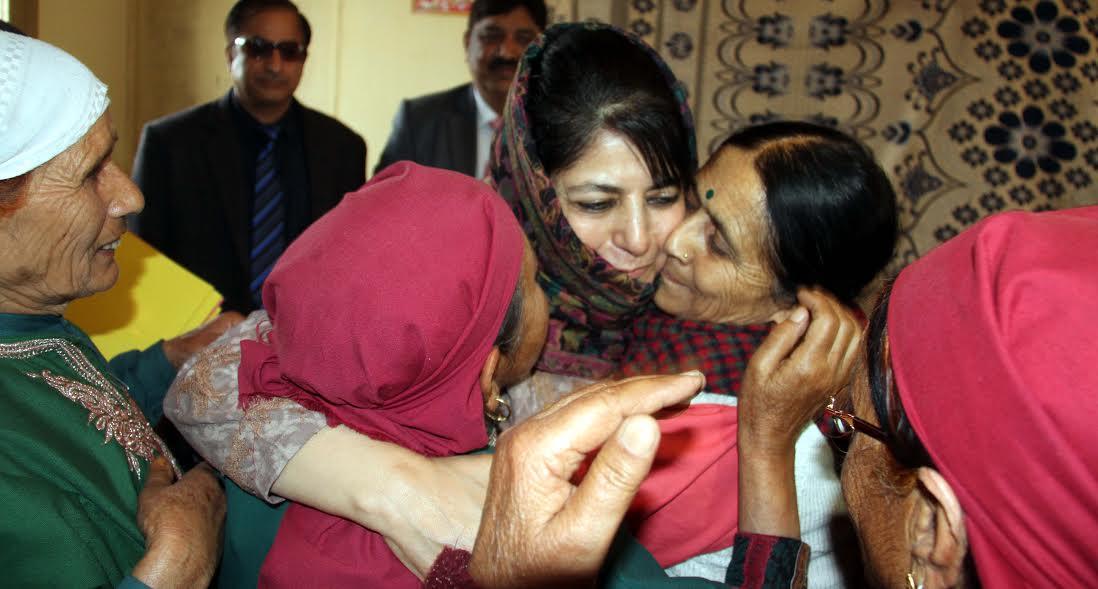Mehbooba visits several migrant camps to wish Kashmiri Pandits on Shivratri