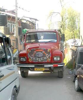 No check on tippers plying during day time