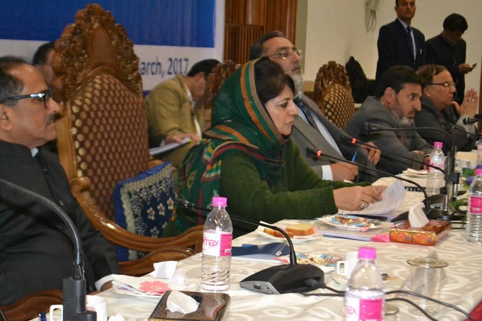 Srinagar DDB Meeting: Rs 102 cr approved under district plan