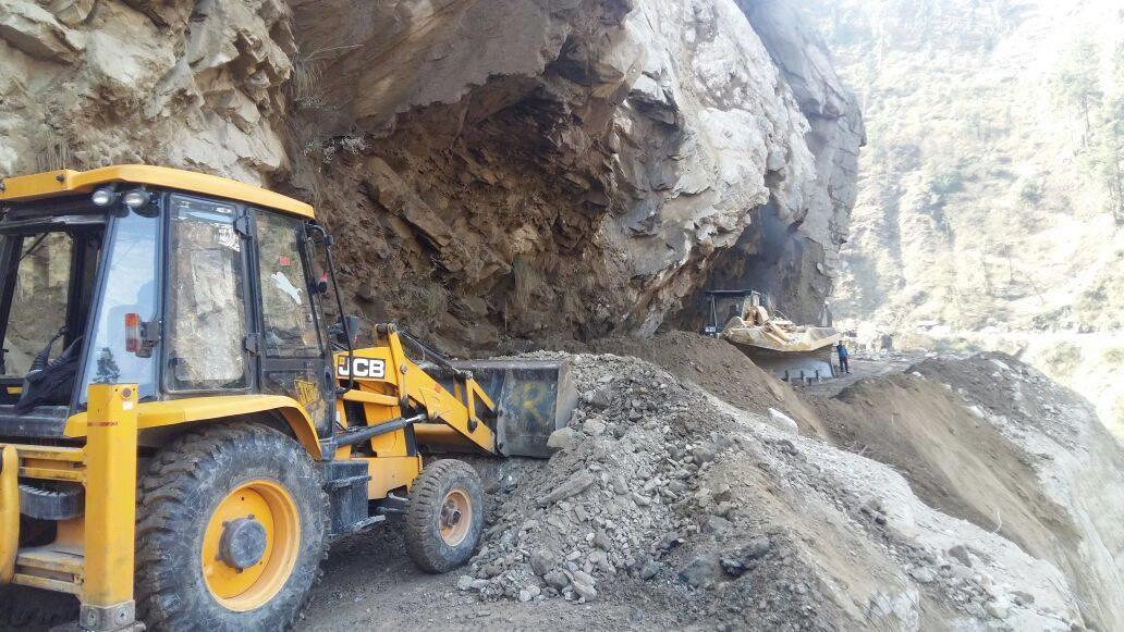6 days on; Sgr-Jmu highway continue to remain closed