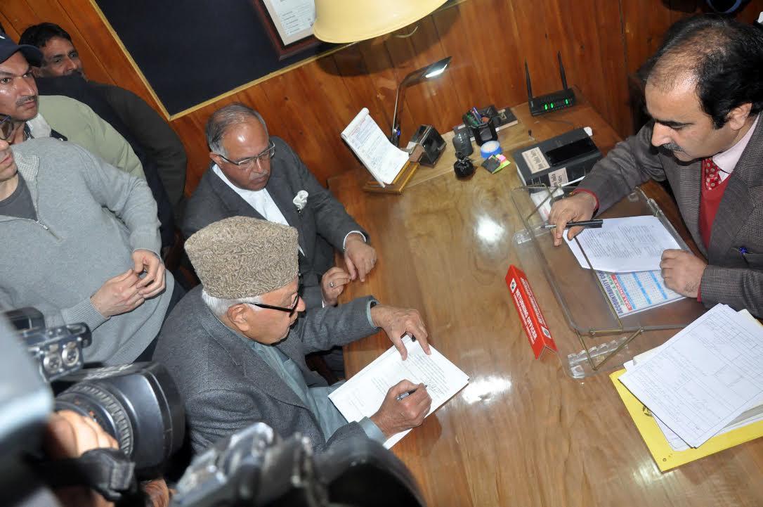 Dr Farooq files nomination papers, addresses convention in Srinagar
