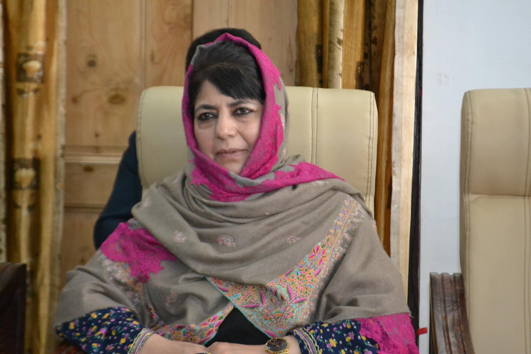 Govt will try to talk to stone pelters: CM