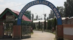 Pulwama admin orders closure of College for two days