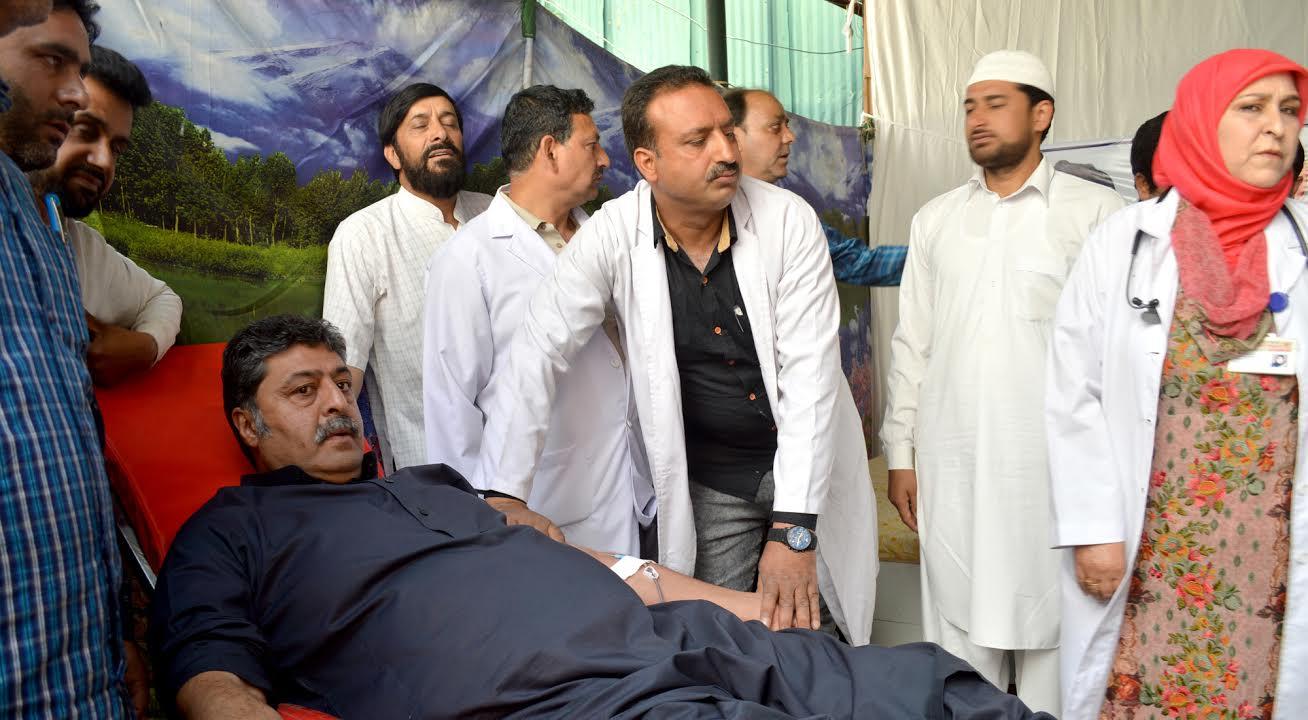 PC organizes blood donation camp in remembrance of Abdul Gani Lone