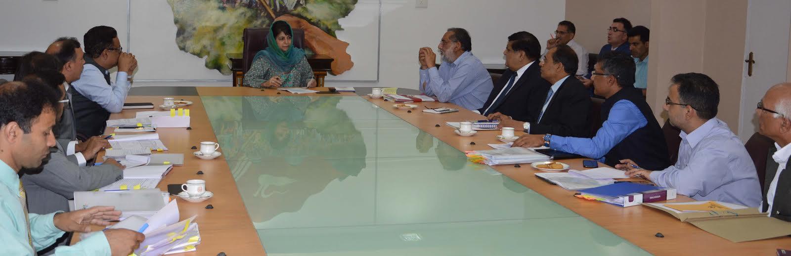 CM convenes high level meeting on young entrepreneurs