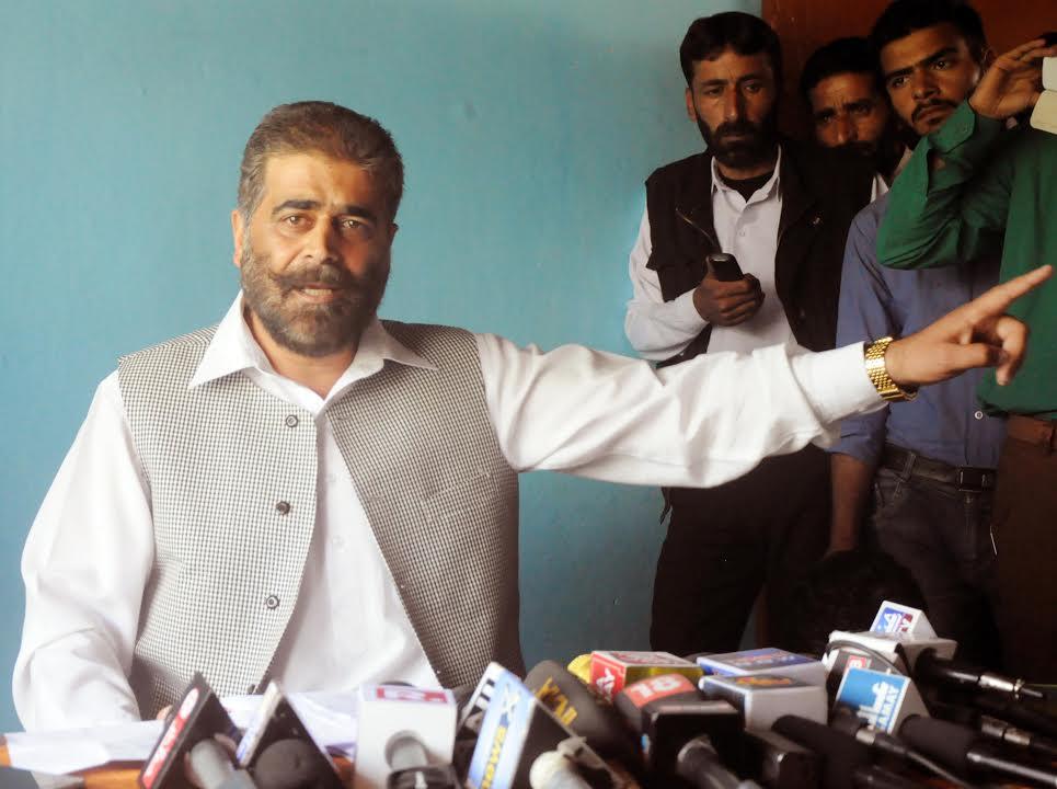 Nayeem dares TV channel to make full ‘un-doctored’ video public