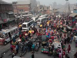 After four days, normal life resumes in Kashmir barring Pulwama