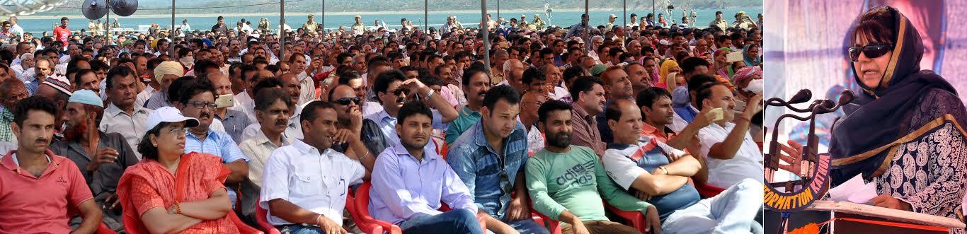 Mehbooba lays foundation of various tourist facilities at Basohli